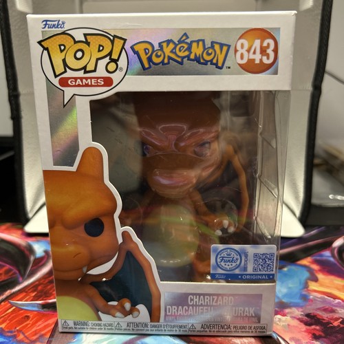 Pokemon center figura in - pokemon,